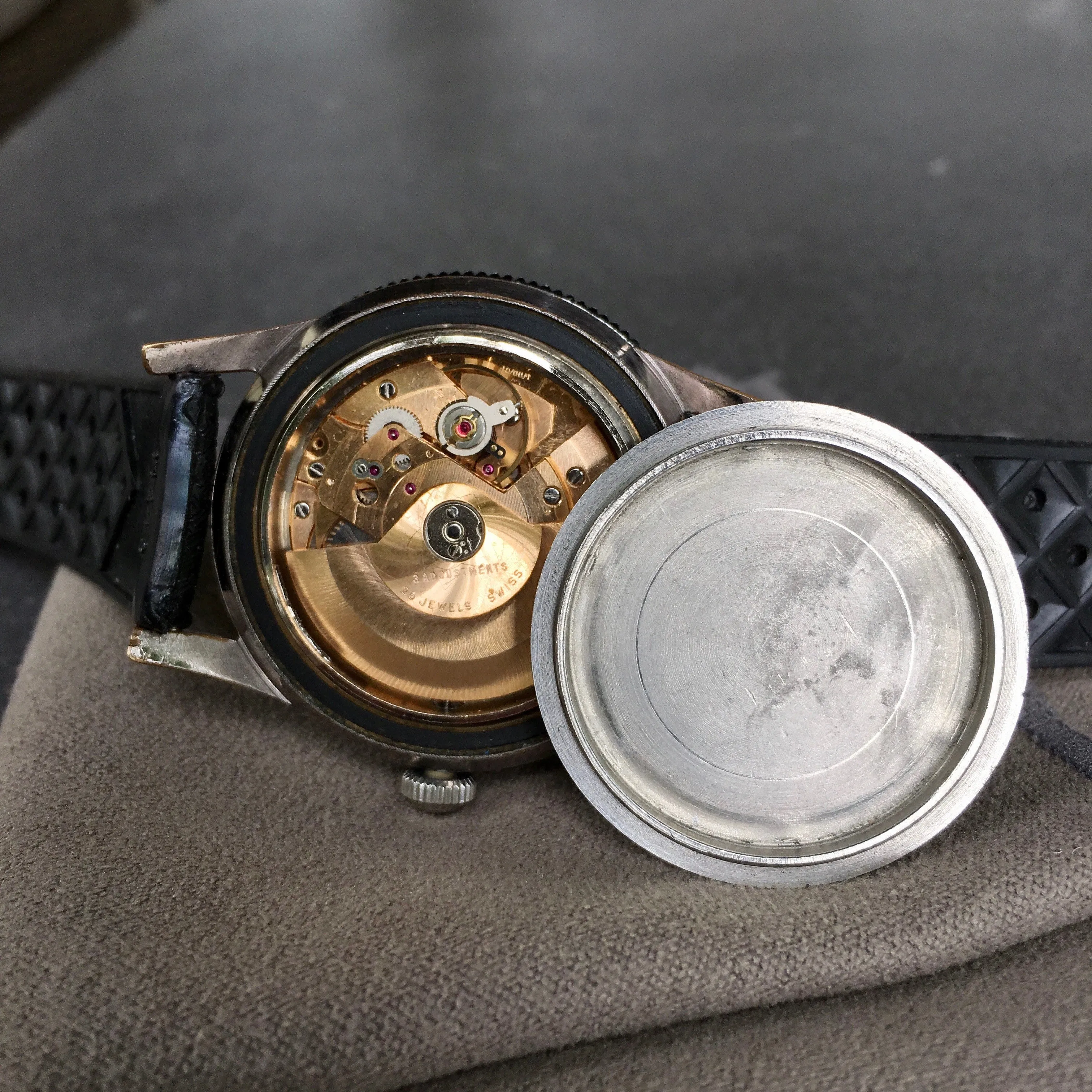 Vintage Monvis Glucydur Divers Incabloc Automatic Date Black Stainless Steel Wristwatch